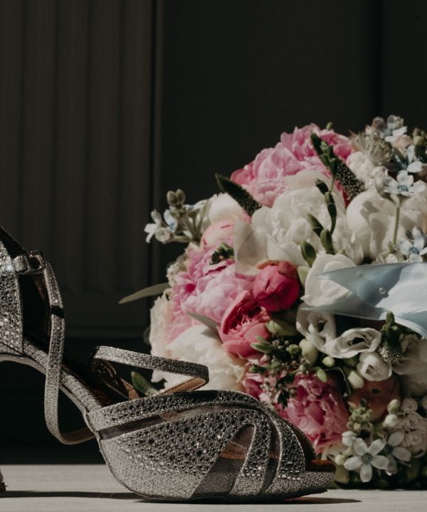 WeDoWowFlowers , buchet mireasa , buchet cununie civila , lumanare botez