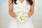Buchet de mireasa alb cu lalele și gypsophila B162 - imagine 4