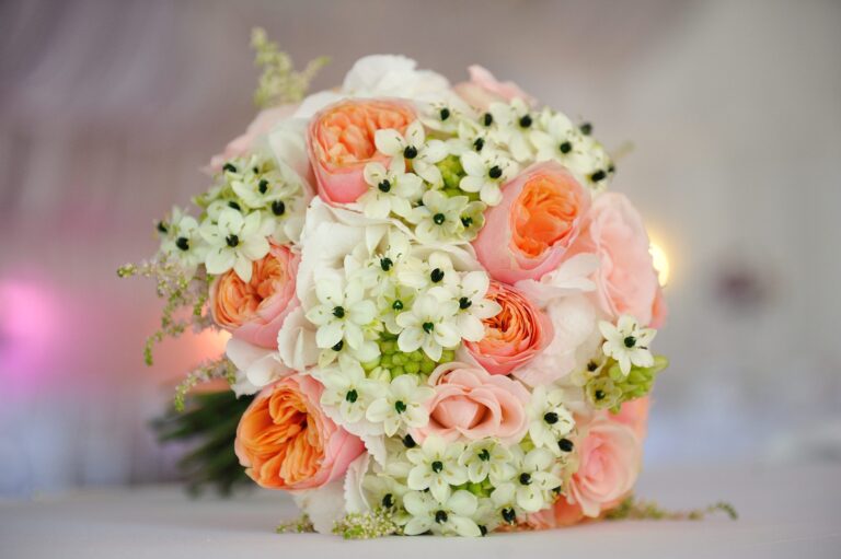WeDoWowFlowers , buchet mireasa , buchet cununie civila , lumanare botez