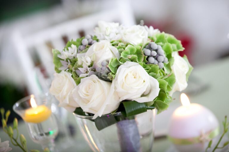 WeDoWowFlowers , buchet mireasa , buchet cununie civila , lumanare botez