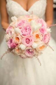 WeDoWowFlowers , buchet mireasa , buchet cununie civila , lumanare botez